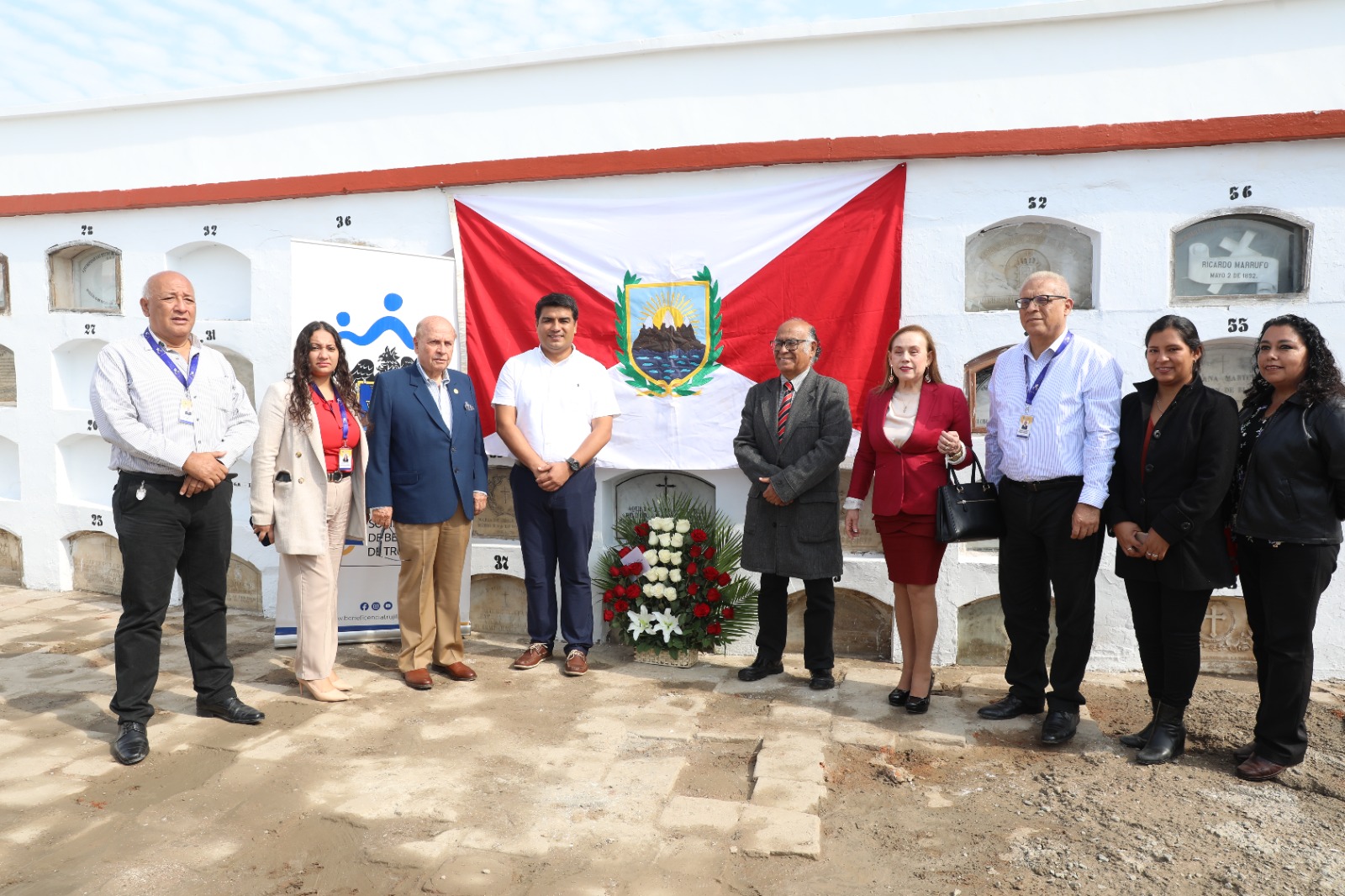 BENEFICENCIA RINDE HOMENAJE A TRUJILLANA JACOBA LACOMBA QUIEN PARTICIPÓ EN LA CONFECCIÓN DE LA PRIMERA BANDERA DEL PERÚ